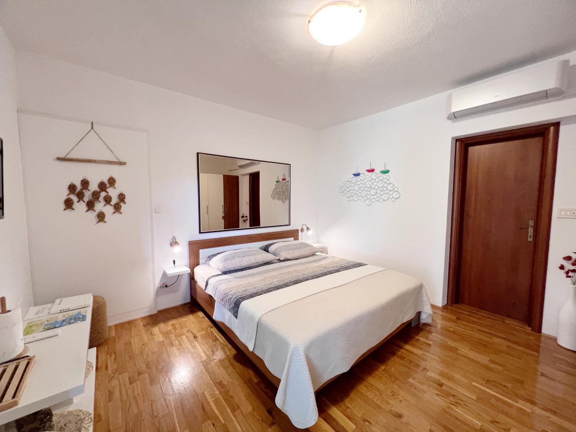 Room Tai - Spacious And Comfy With Private Terrace Hvar Town Zewnętrze zdjęcie